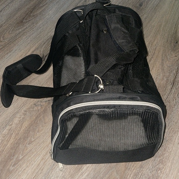 Sherpa Lined Deluxe Airline Approved Pet Carrier - Picture 9 of 16